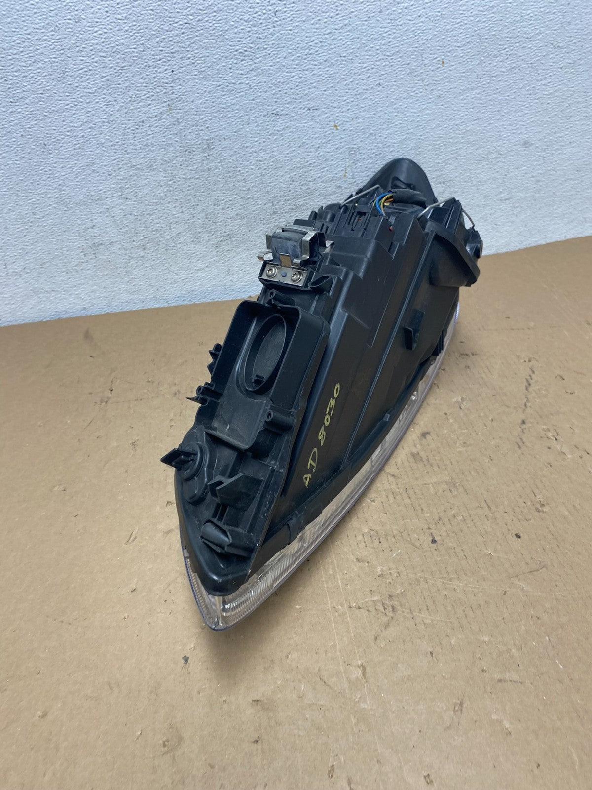 2011-2013 Volvo C30 Right Passenger RH Side Halogen Headlight AD8030 DG9