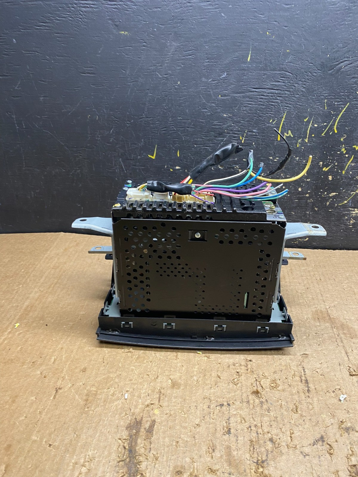 2004 to 2010 Toyota Sienna AM FM CD WMA Mp3 Radio Receiver Z7518 DG6