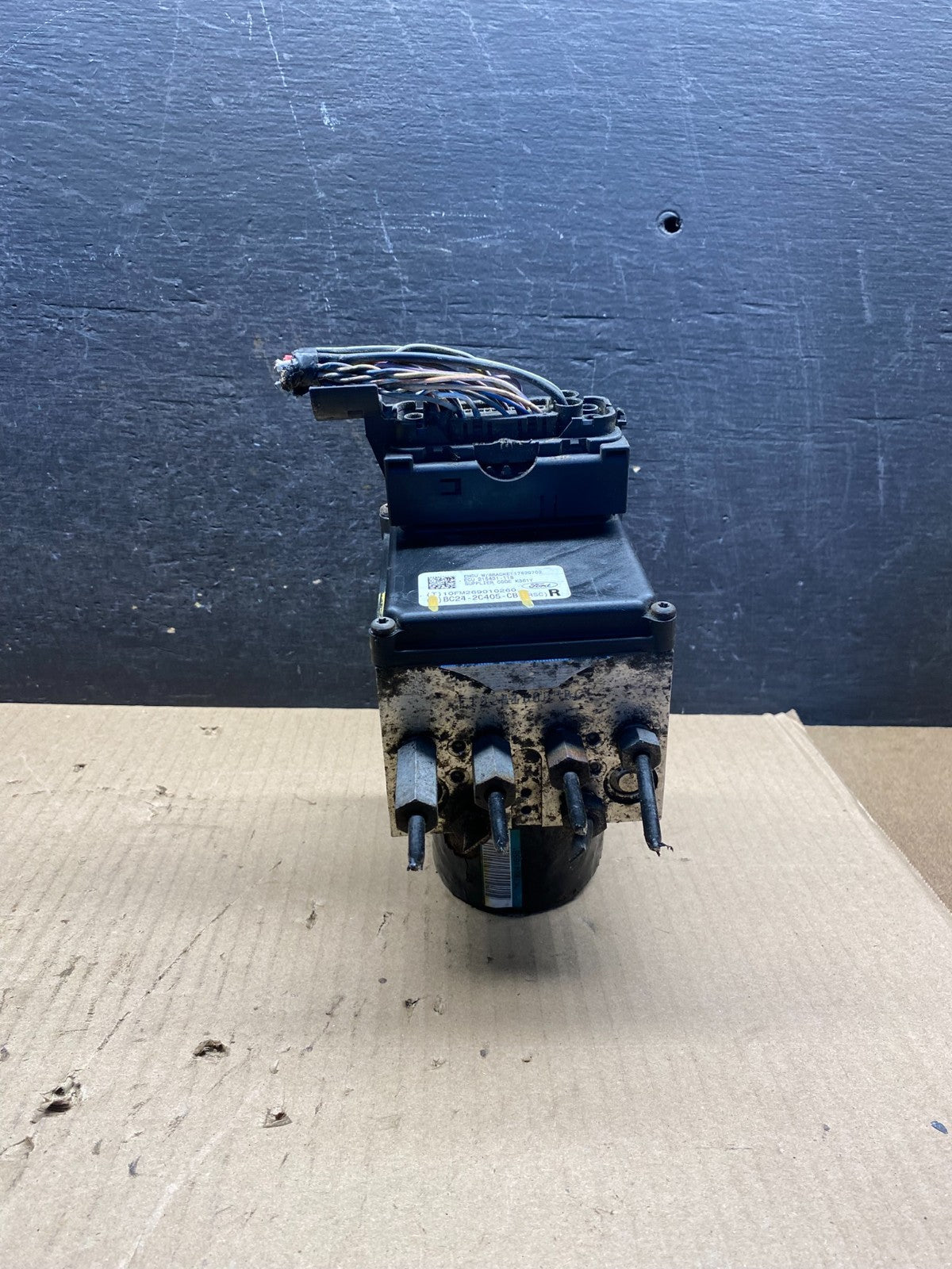 2011 - 2014 Ford E250 E350 Van ABS Anti Lock Brake Pump Module AI7270 DG1