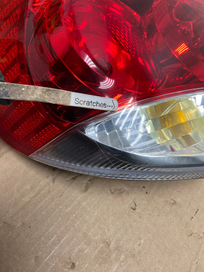 2005 to 2006 Toyota Camry Tail Light Right Passenger Side AE9201 LK3