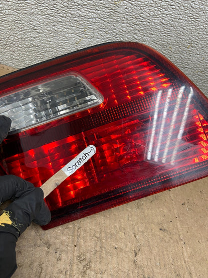 1998-1999 Toyota Avalon Left Driver Lh Side Inner Tail Light OEM AA43373