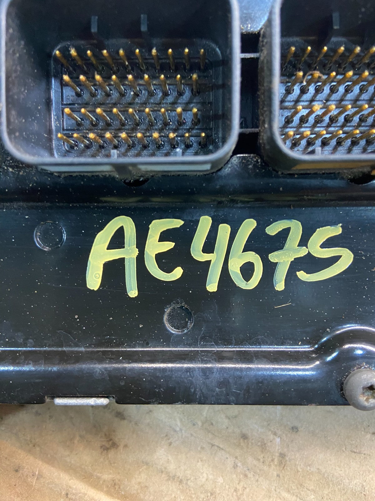 2004 2005 Chrysler PT Cruiser 2.4L Engine Computer Module ECM ECU AE4675 DG3