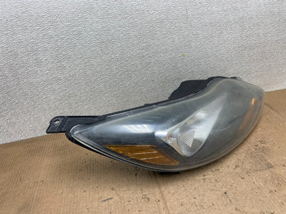 2012 2013 2014 Ford Focus Right Passenger Rh Side Headlight AA6707 DW2