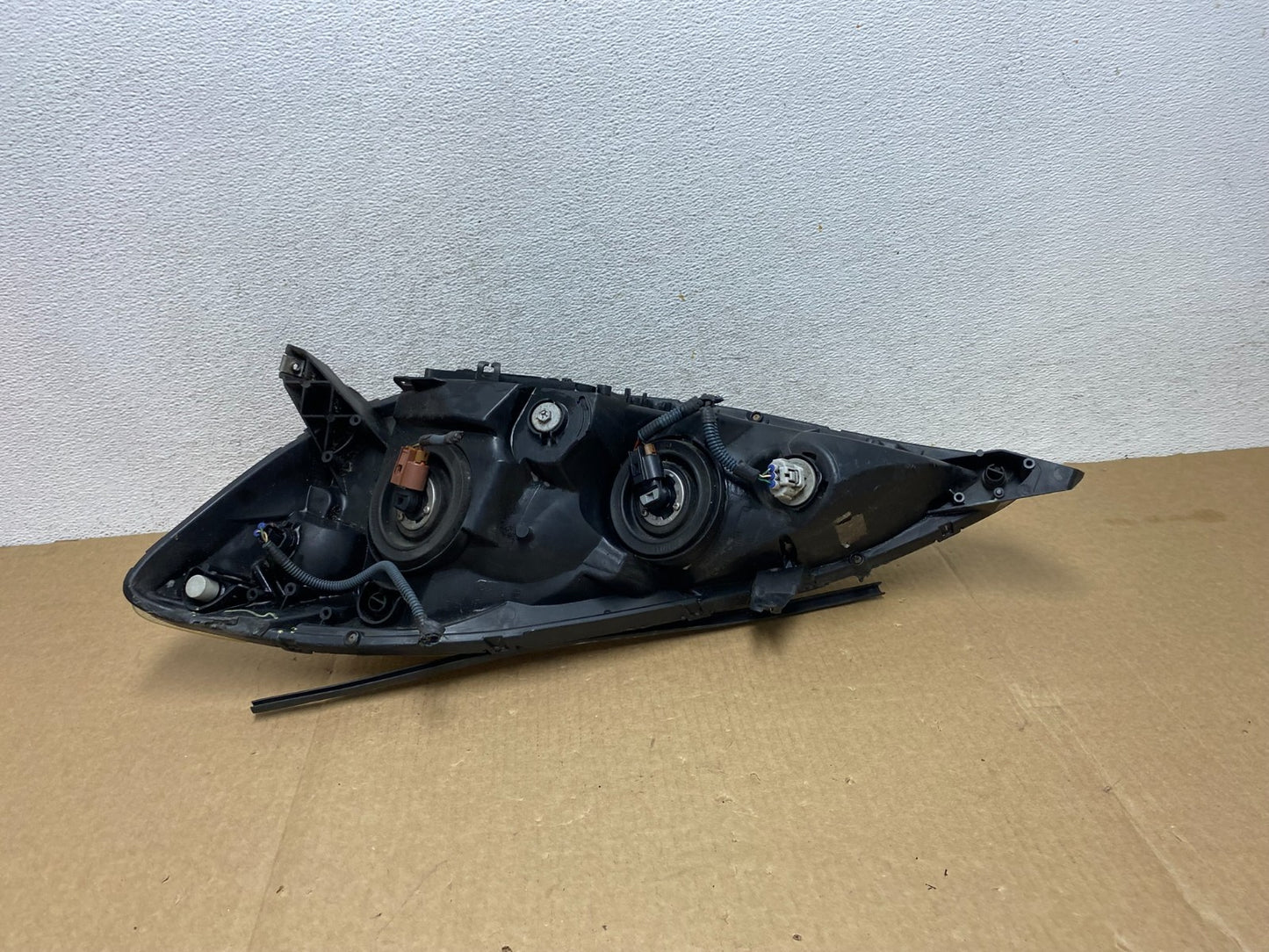2006 to 2010 Toyota Sienna Right Passenger Rh Side Headlight Halogen AF9529 DW8