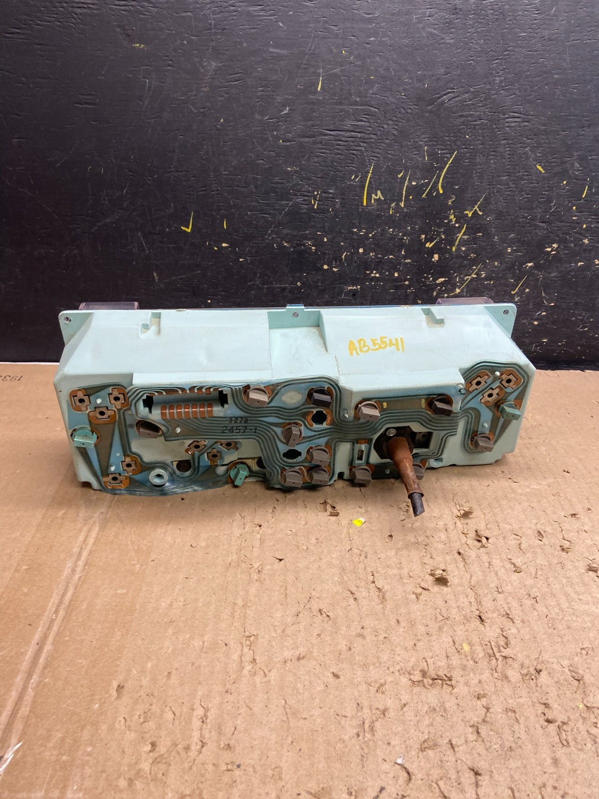 1982-1985 Chevrolet S10 Blazer Speedometer Instrument Gauge Cluster ab5541 DG3