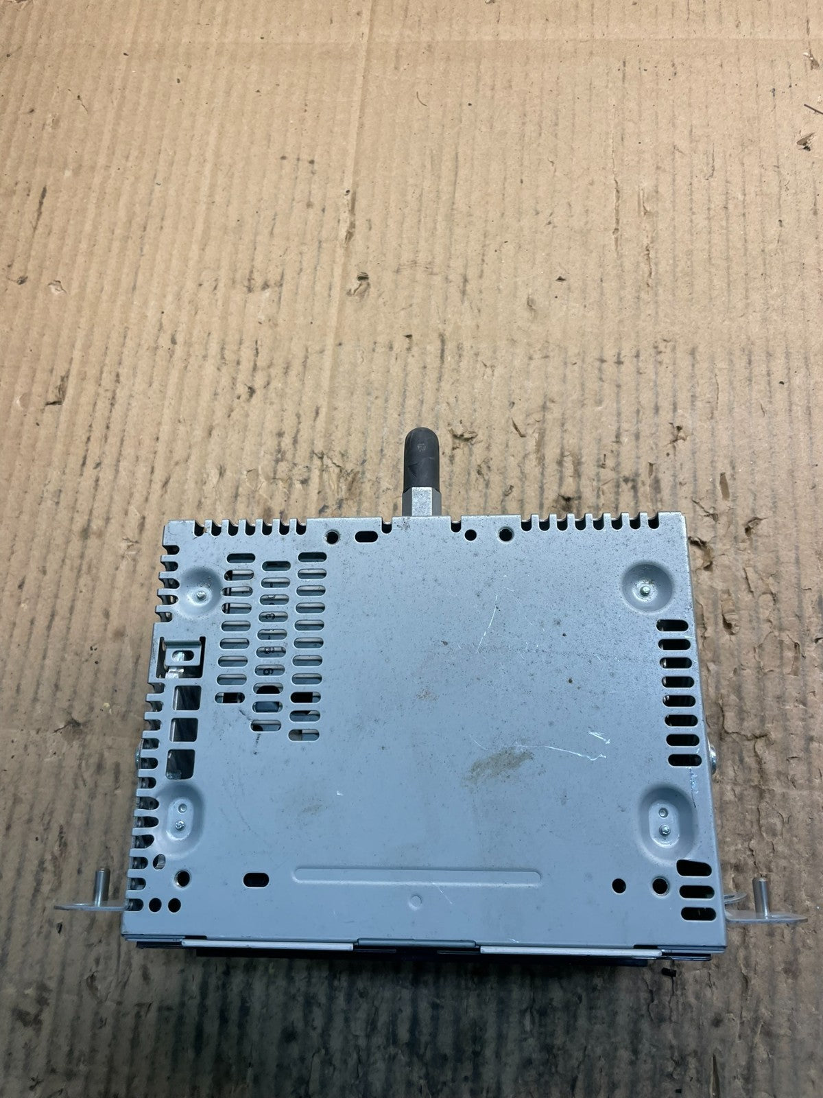 2014 2015 Ford Explorer Audio Equipment Radio Receiver AM FM CD Y1081 DG4