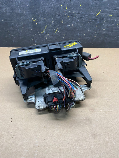 2004 2005 Dodge Durango Fusebox Fuse Box Relay Body BCM Control Module S6323 DG4