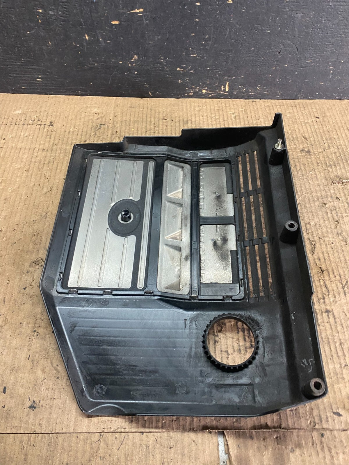 2000 to 2004 Toyota Sienna Highlander 3.0L Top Engine Cover Lid N1942 PS6