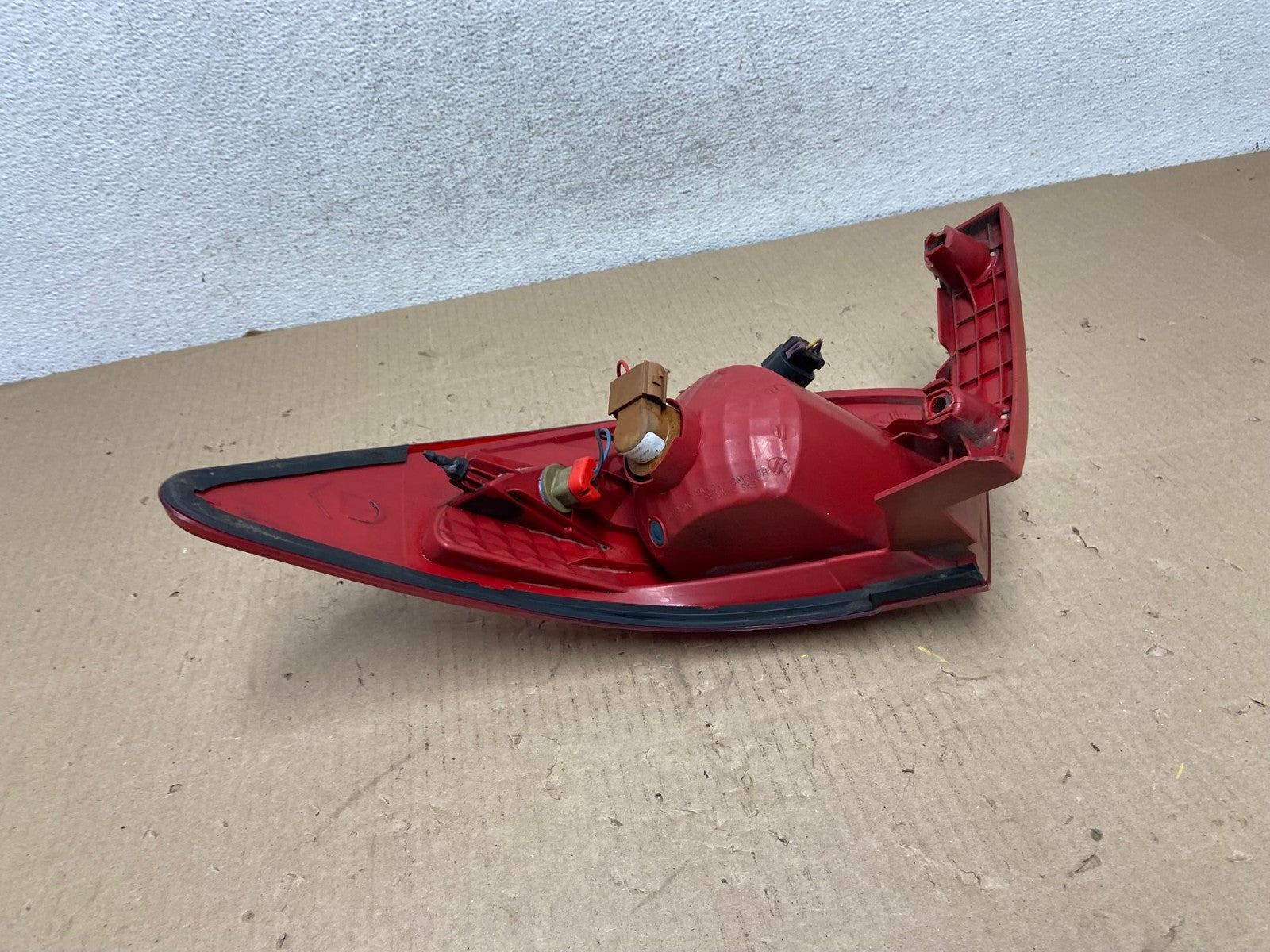 2009 2010 2011 2012 Chevrolet Traverse Left Driver LH Tail Light AG5943 LK4