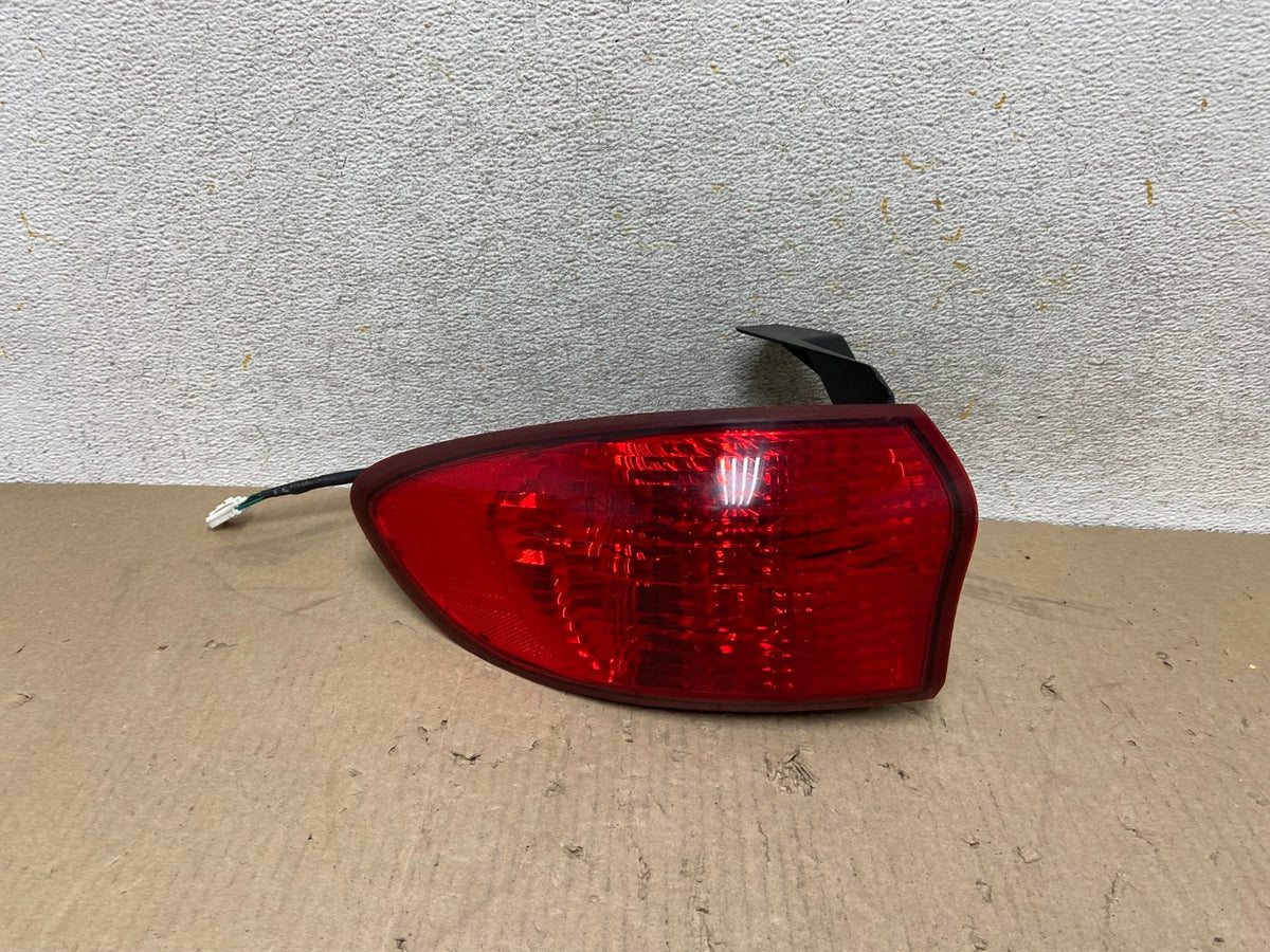 2006-2007 Subaru Tribeca B9 Left Driver Lh Side Tail Light AH7642 LK0