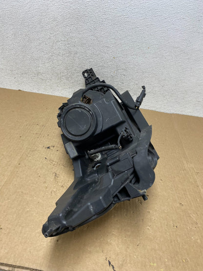 2013 to 2019 Ford Taurus Left Driver LH Side Headlight Halogen AF9772 DW9