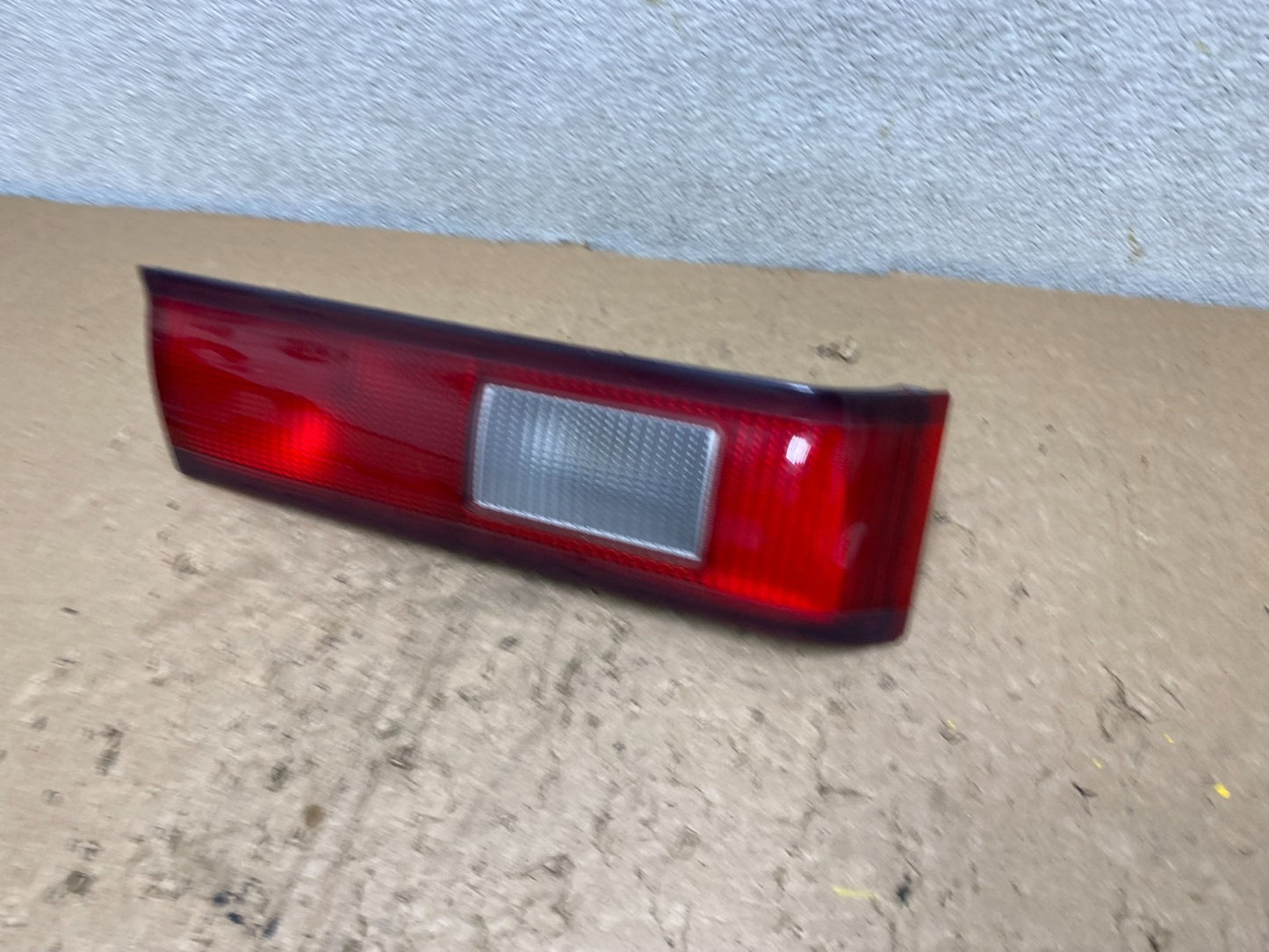 1997 1998 1999 Toyota Camry Tail Light Inner Left Driver LH Inner Oem V0503 DW1