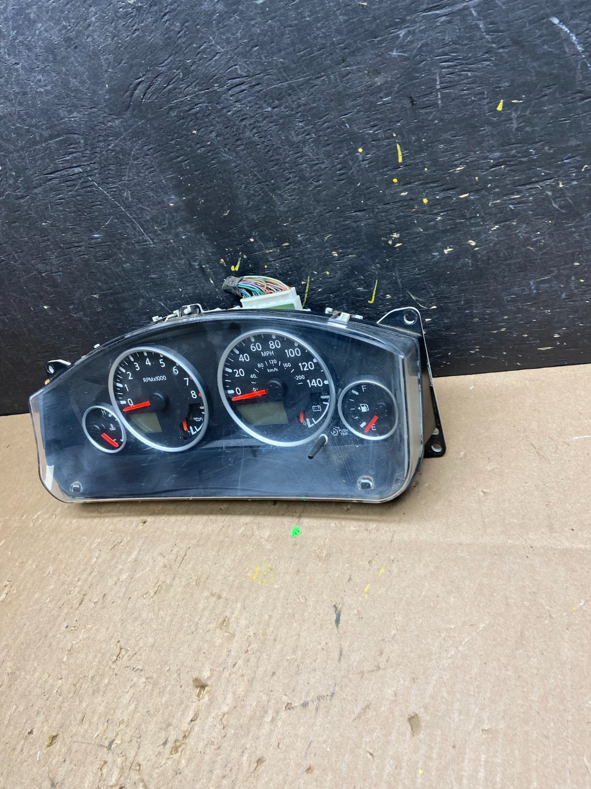 2006-2012 Nissan Pathfinder Xterra Frontier Cluster Speedometer Instrument T59623