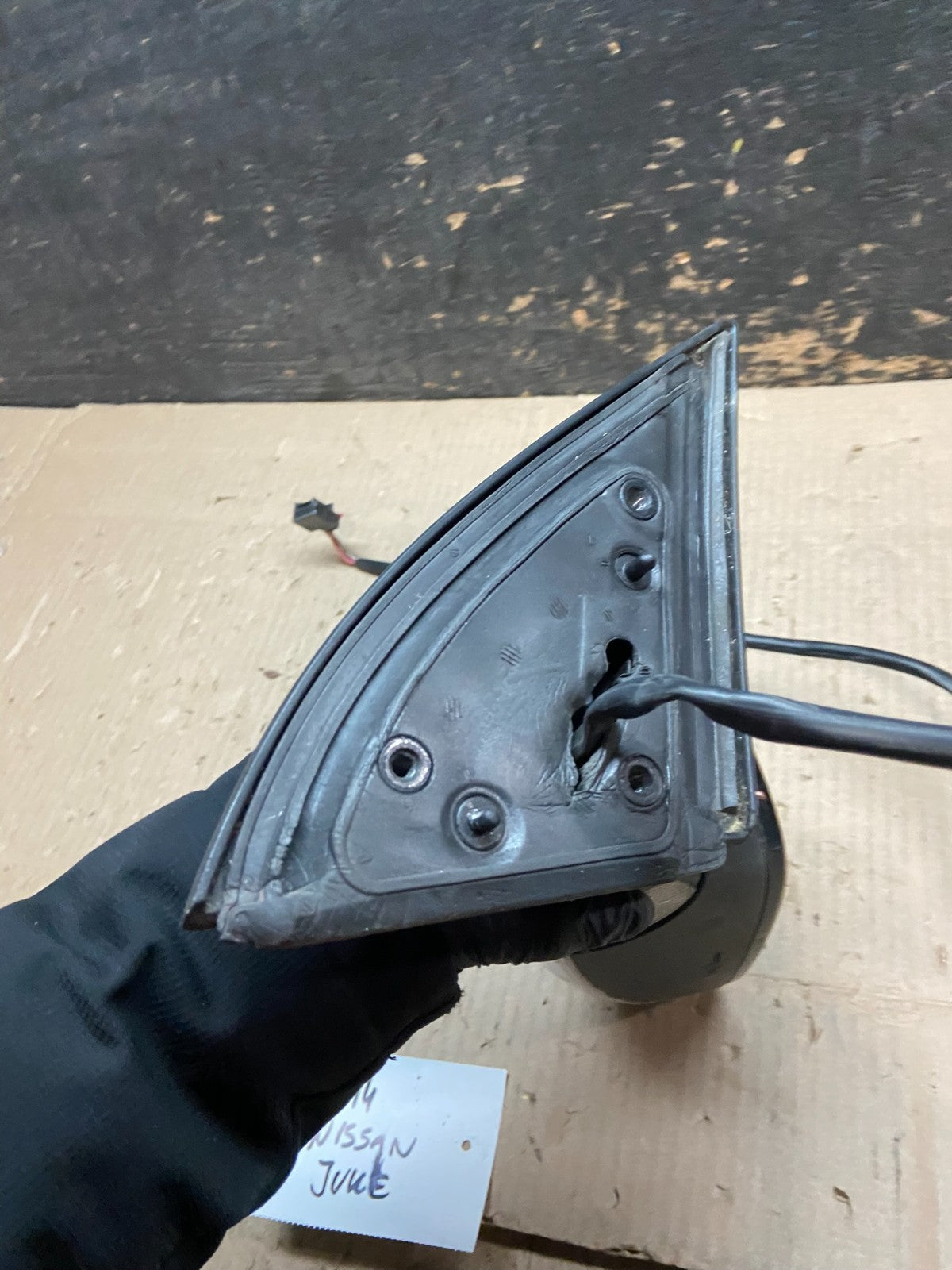 2011 to 2014 Nissan Juke Right Passenger Side Door Mirror X7962 DG4