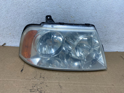 Xenon 2003-2006 Lincoln Navigator Right Passenger Side Headlight AH4004 DW0
