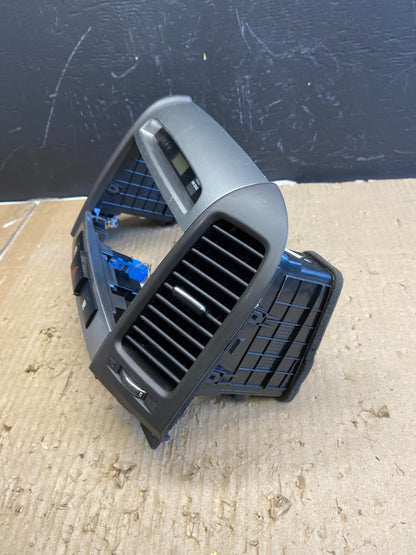 2007 to 2012 Hyundai Santa Fe Center Air Vent A/C Clock Bezel Trim OEM AB5876 DG4