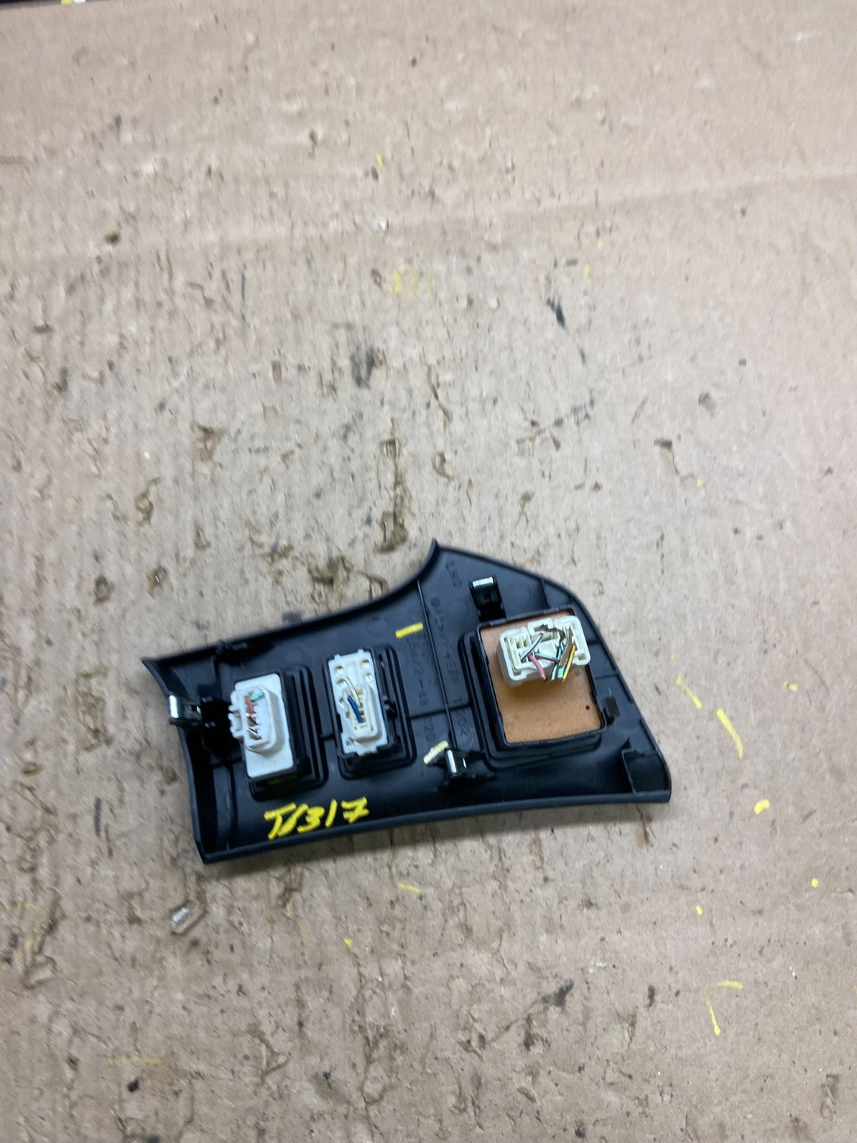 1999 to 2003 Lexus RX300 Front Left Driver Side Master Mirror Seat T6317 DG3