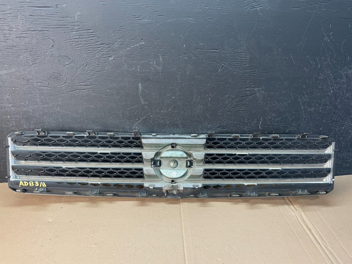 2009 to 2011 Nissan Maxima Front Upper Grill Grille 62070-9N00A AD8318 DG3