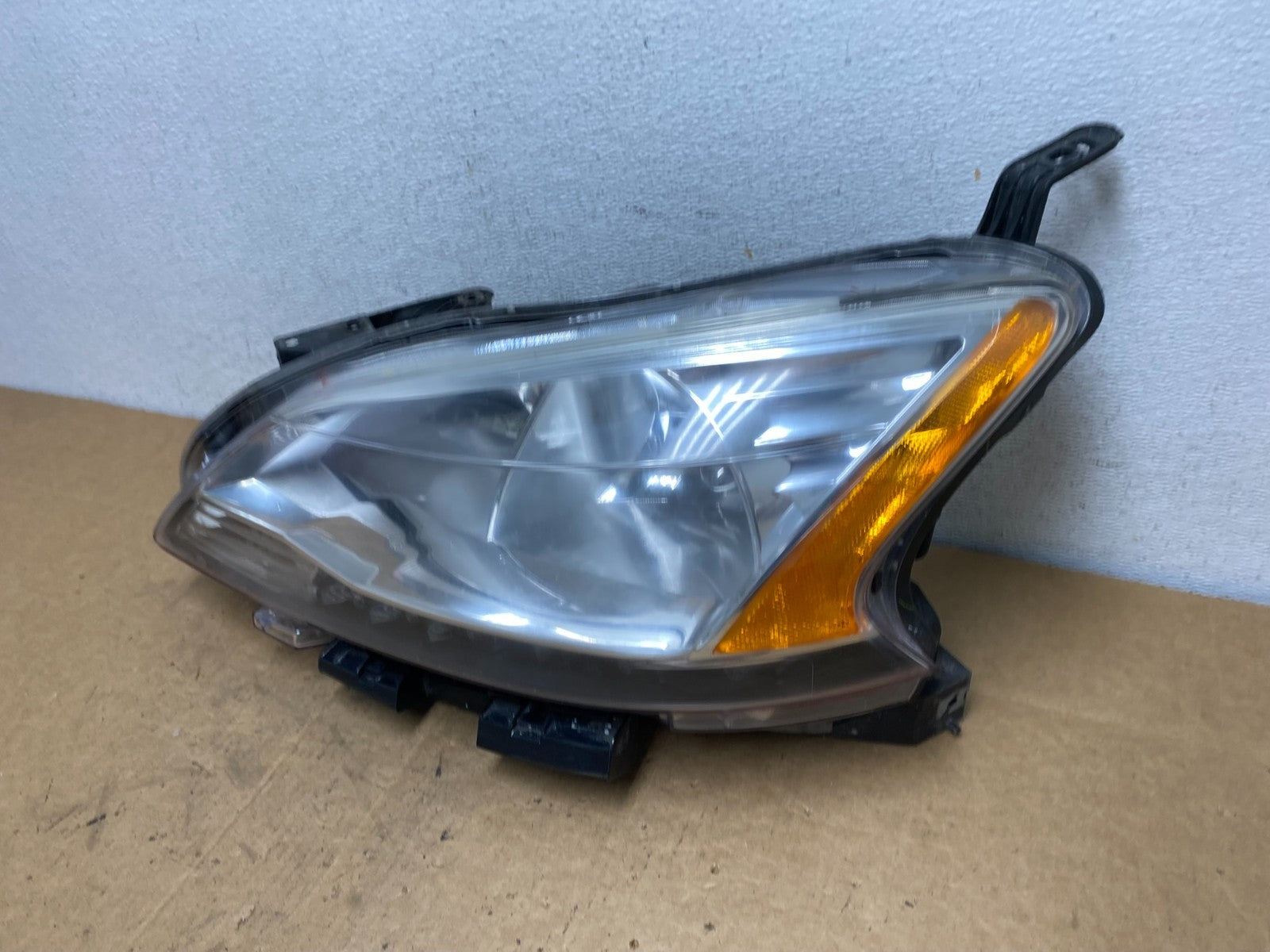 2013 - 2015 Nissan Sentra W/LED Halogen Left Driver LH Headlight AD5216 DW1
