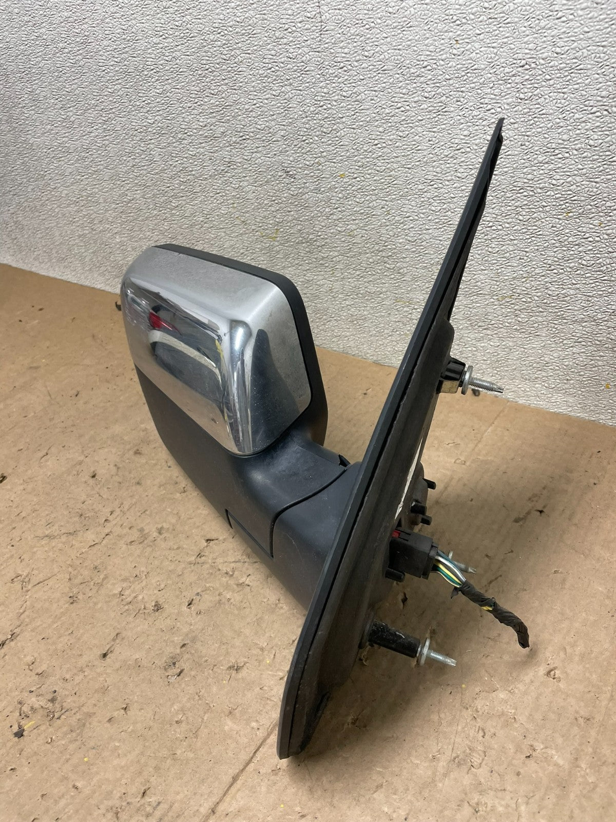 2004 to 2006 Ford F150 Right RH Passenger Turn Signal View Door Mirror W8956 DW1