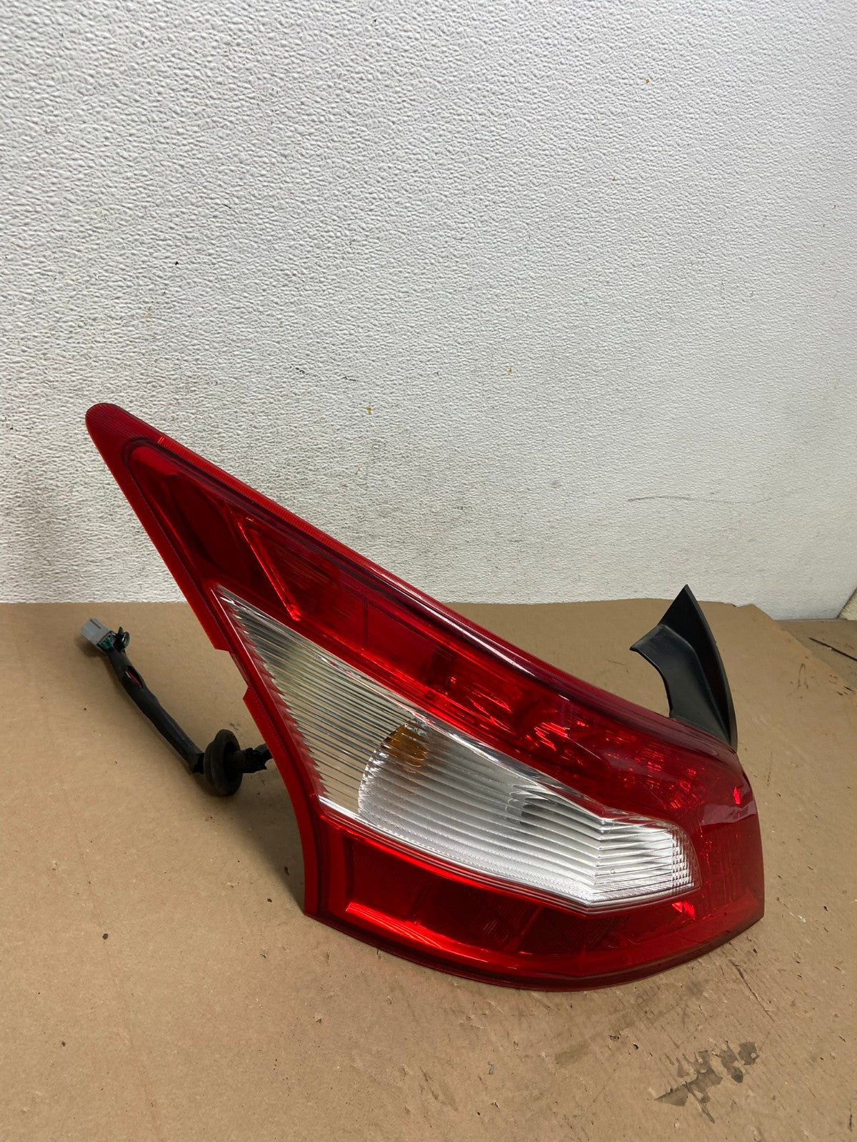 2009 2010 2011 Nissan Maxima Left Driver Lh Side Tail light DEPO AD7759 LK2