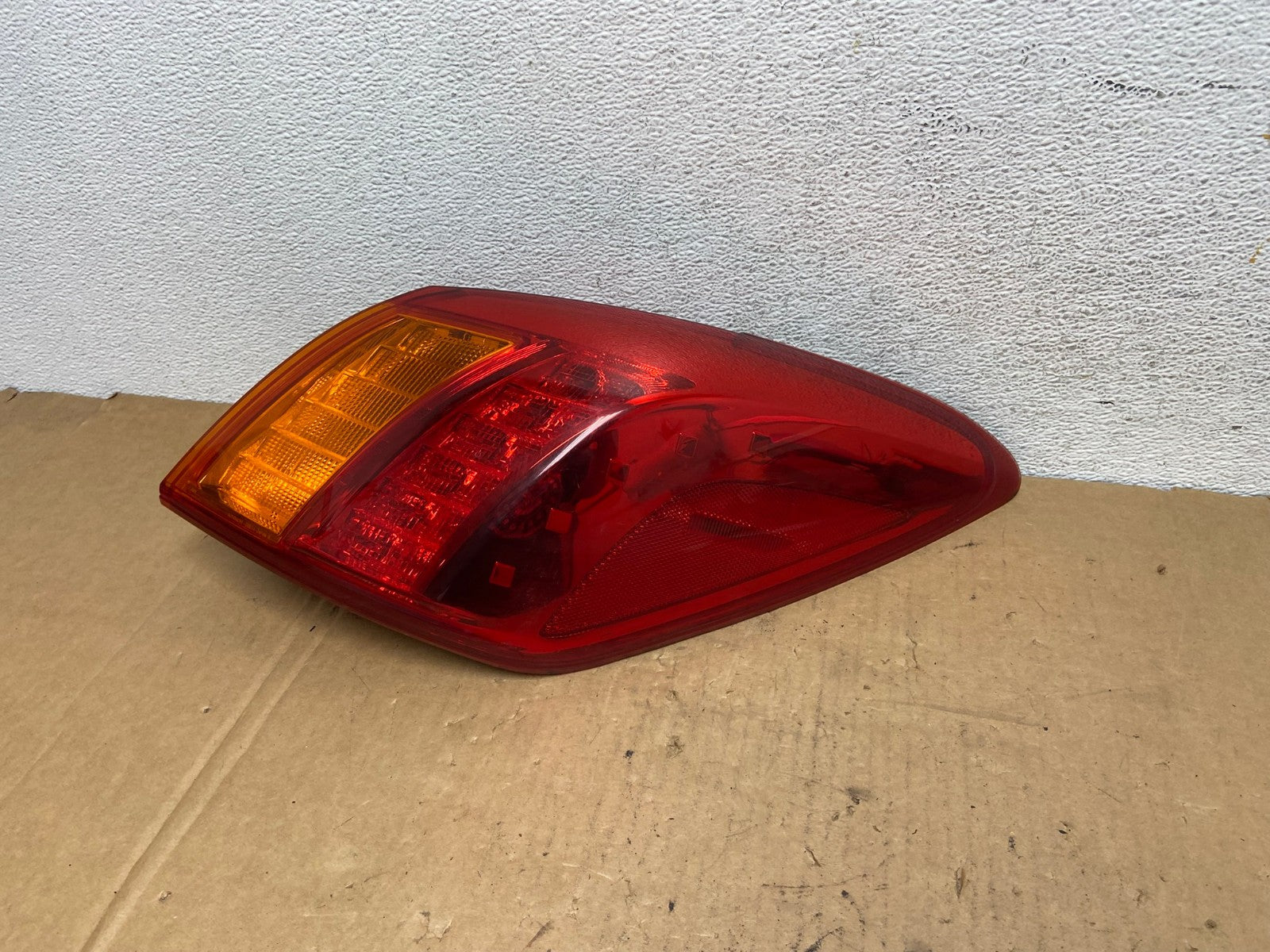 2009 2010 Nissan Murano Right Passenger Rh Side Tail Light AD2826 LK1
