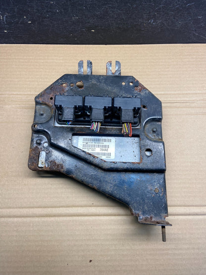 2001 Jeep Grand Cherokee 4.0L ECM ECU Engine Control Computer Modul ae4676 DG0