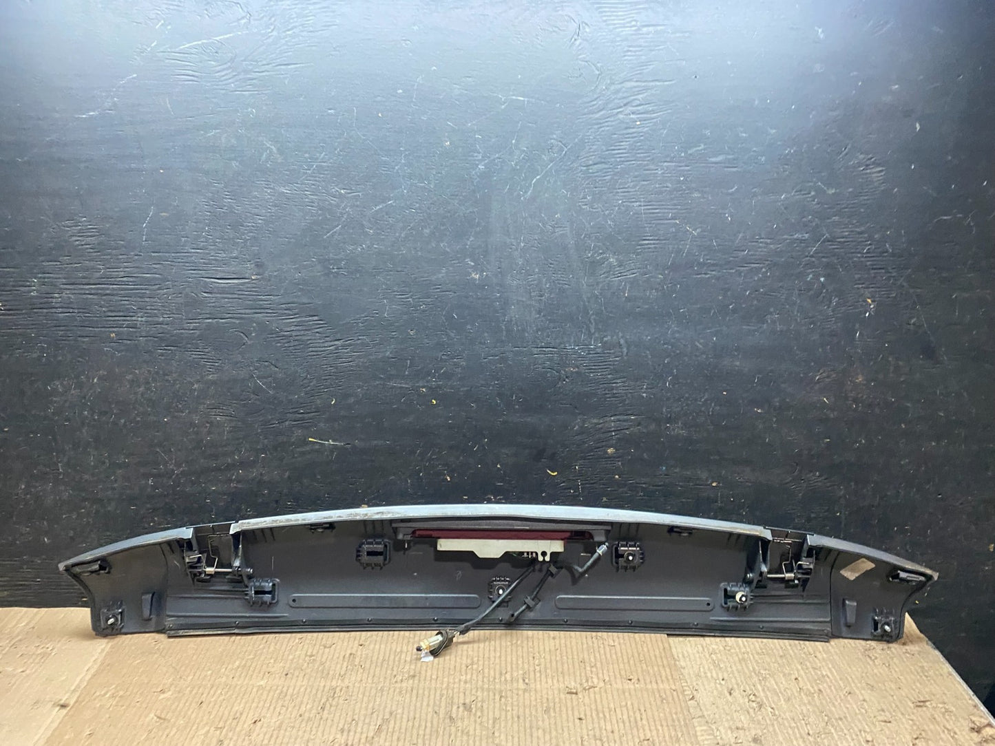 2009 to 2015 Honda Pilot Rear Trunk Spoiler Gate Oem J0452 DG19