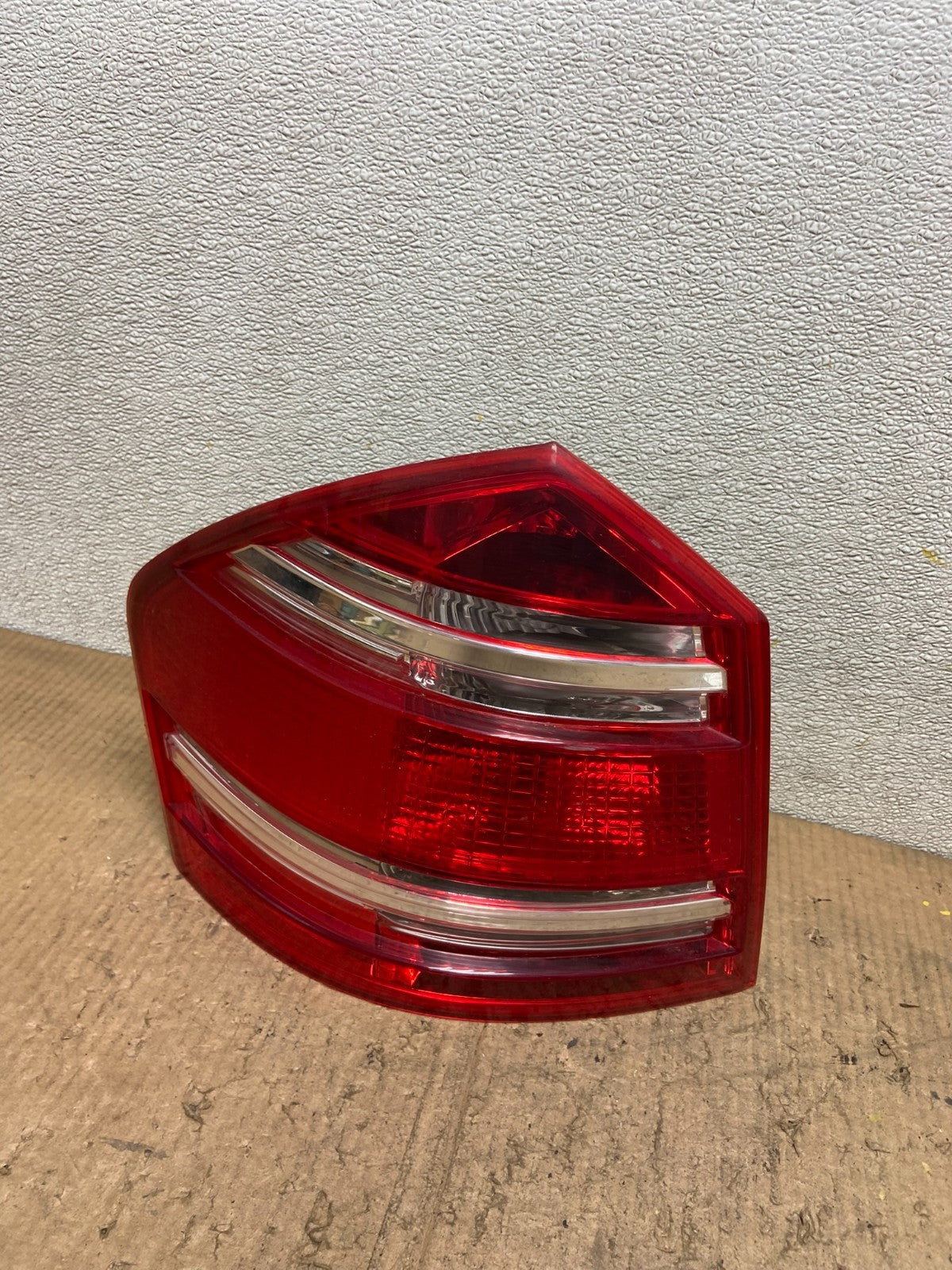 2007 to 2009 Mercedes GL-Class GL450 Left Driver LH Tail Light AA8599 LK0