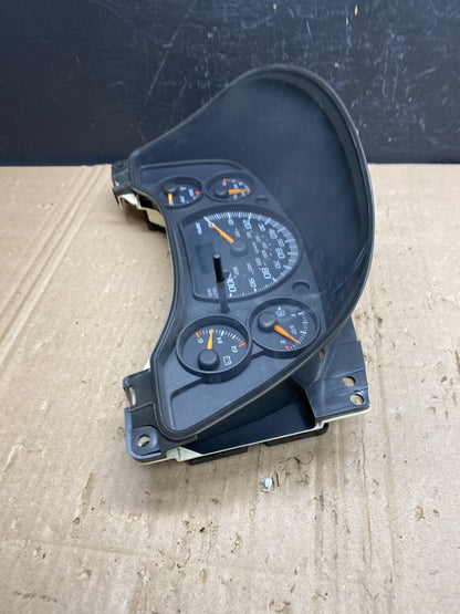 2004 to 2007 Chevrolet Express Speedometer Cluster Gauge OEM  AB9075 DG2