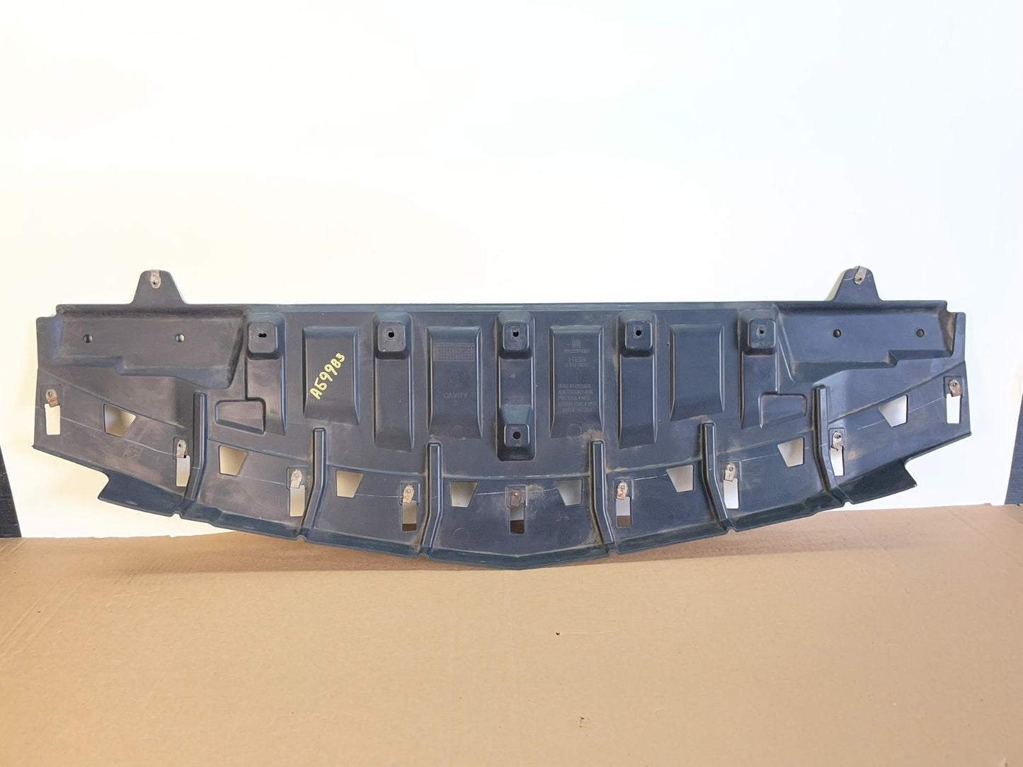 2016 to 2018 Chevrolet Malibu Front Engine Under Cover Shield AG9983 DG3