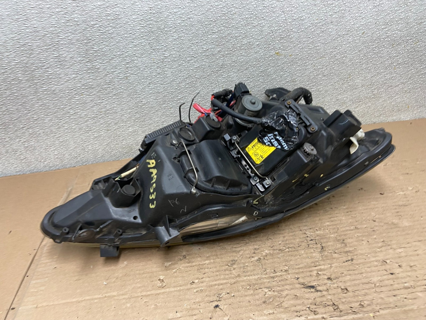 2006 - 2010 Lexus IS250 Left Driver LH Side Xenon Headlight OEM AA9533 DG9
