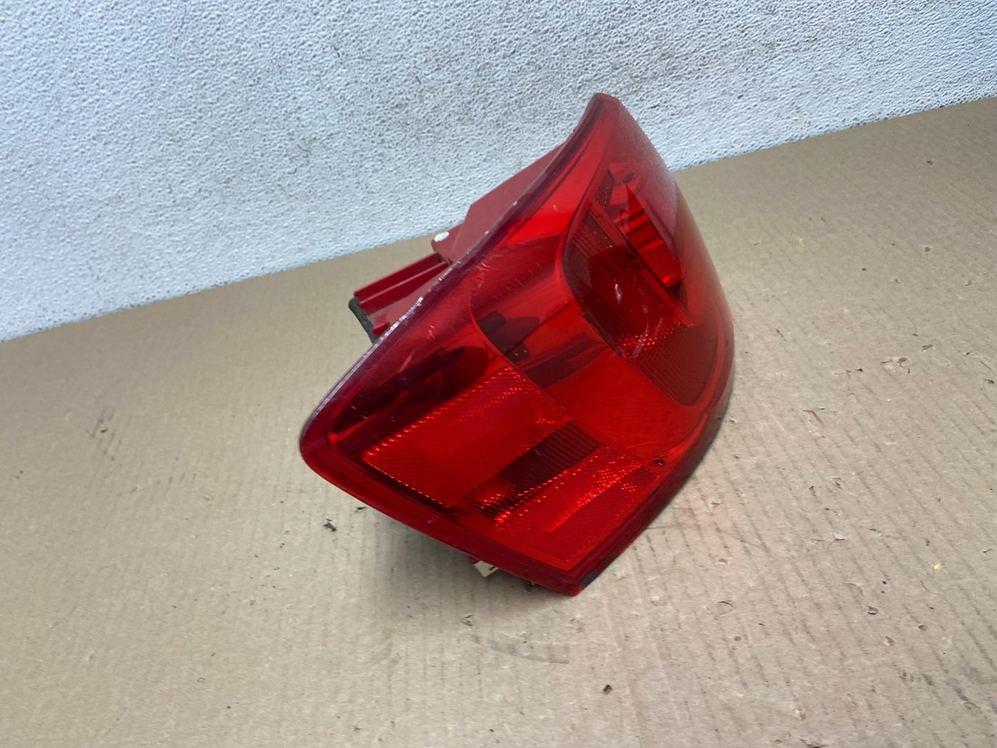 2011 to 2014 Volkswagen Jetta Left Driver LH Side Tail Light AE9559 LK2