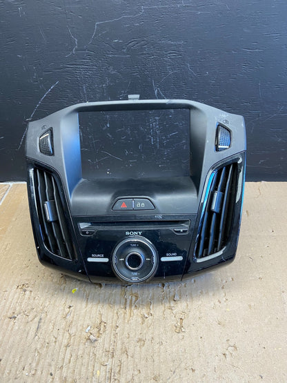 2015 to 2018 Ford Focus OEM Center Radio Stereo Control Unit Trim AB5873 DG0