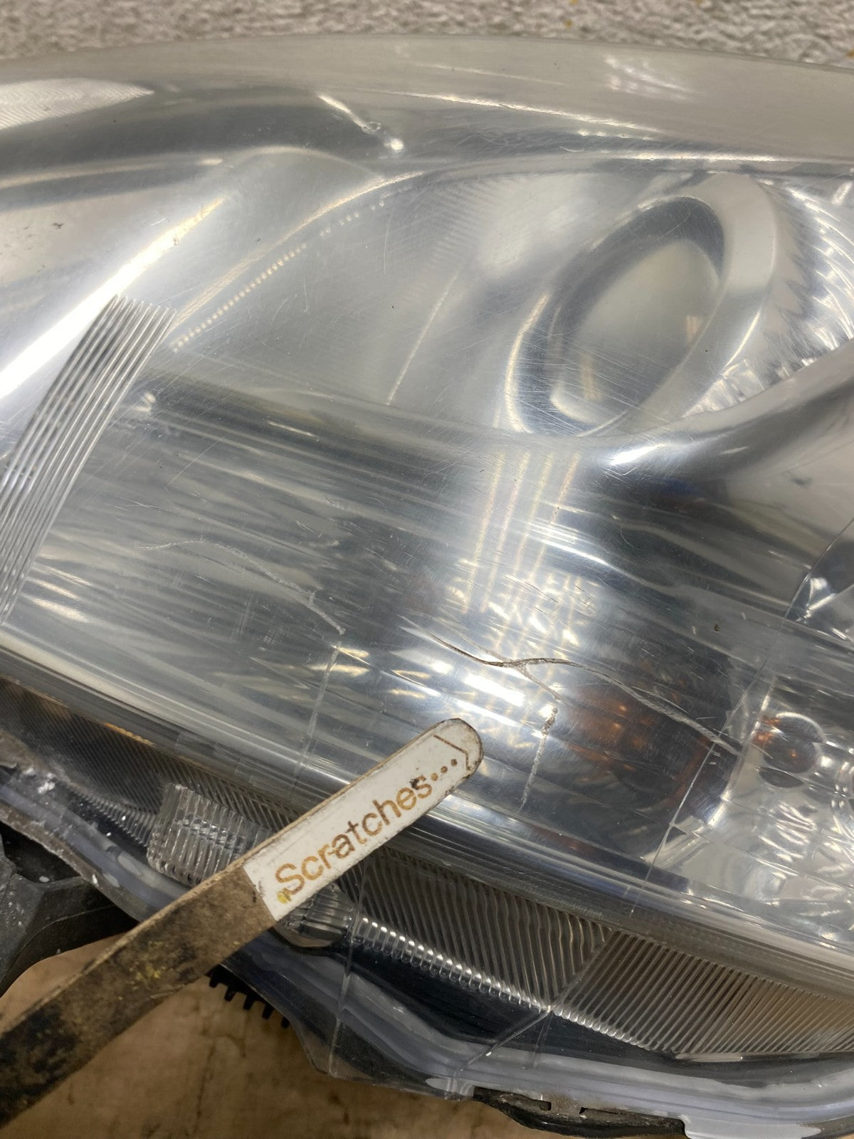 2009 - 2014 Nissan Maxima Headlight Left Driver Side Xenon HID AI8071 DW3