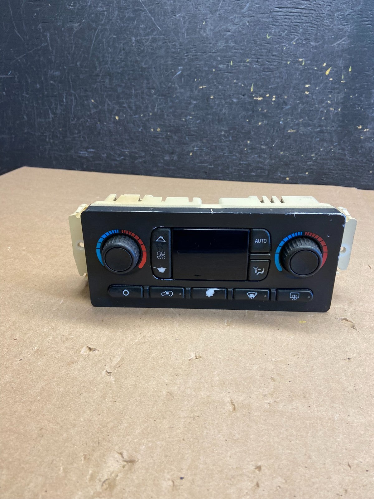 2003 to 2006 Chevrolet Silverado HVAC Heater Climate Control Module ai3204 DG0