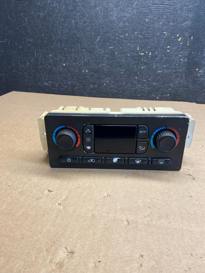 2003 to 2006 Chevrolet Silverado HVAC Heater Climate Control Module ai3204 DG0