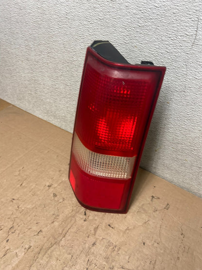 2003 to 2017 Chevrolet Express 1500 Left Driver Side Tail Light Oem R3247 DW1
