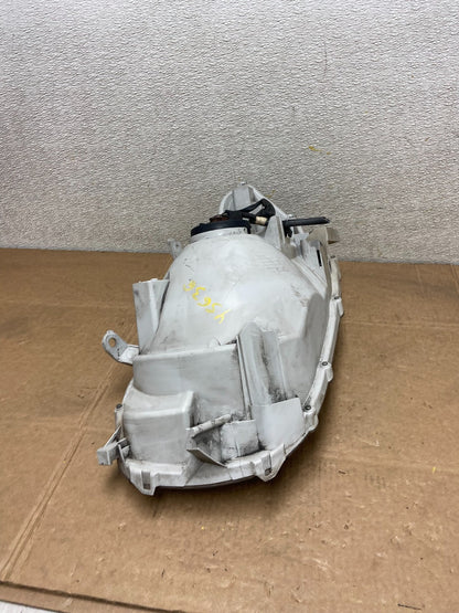 2008-2010 Toyota Highlander Hybrid Right Passenger Blue Headlight Y5636 DG7