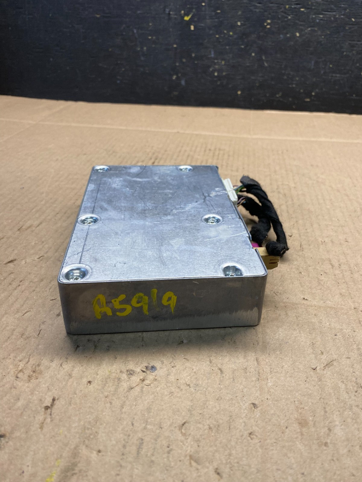 2014 Chevrolet Malibu Comunication Control Module Bluetooth R5969 DG0