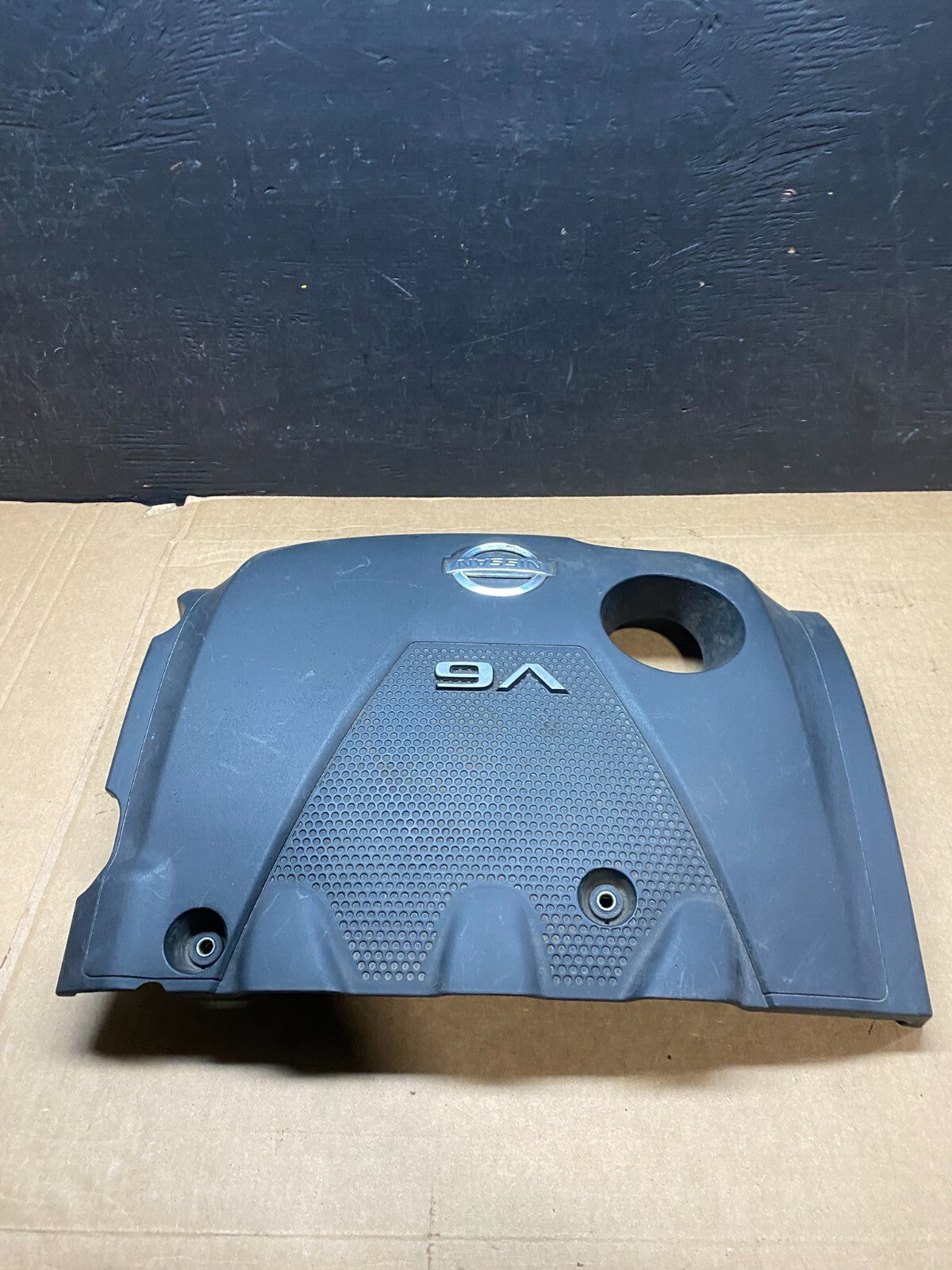 2009 to 2014 Nissan Maxima 3.5L Engine Cover F6969 PS1