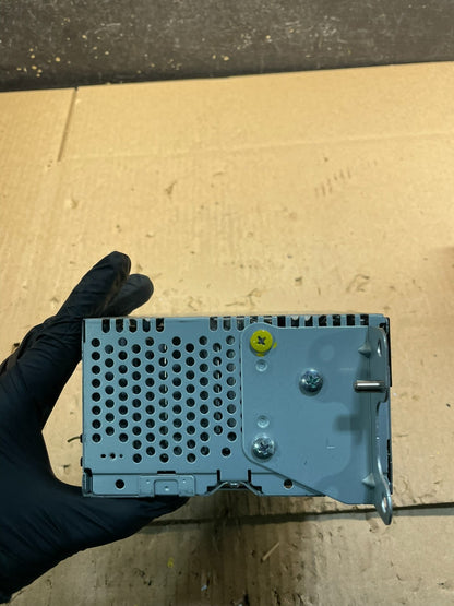 2013 to 2014 Ford Edge AM/FM Radio Reciever OEM V8747 DG3