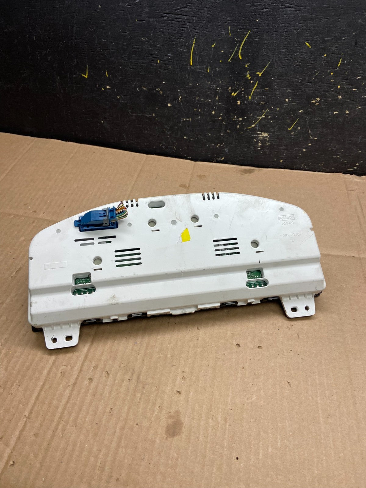 2009  Ford Fusion Instrument Speedometer Gauge Cluster OEM y2225 DG5