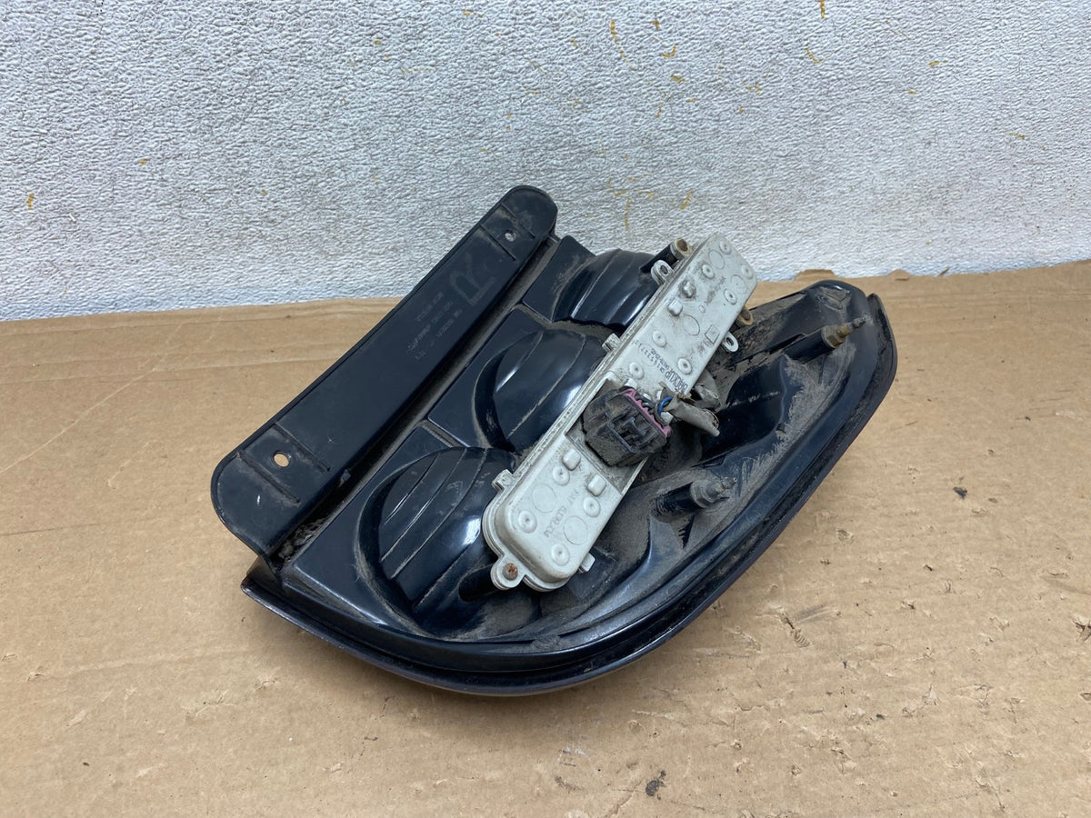 2002 to 2009 Chevrolet Trailblazer Right Passenger Rh Tail Light AH8449 LK5