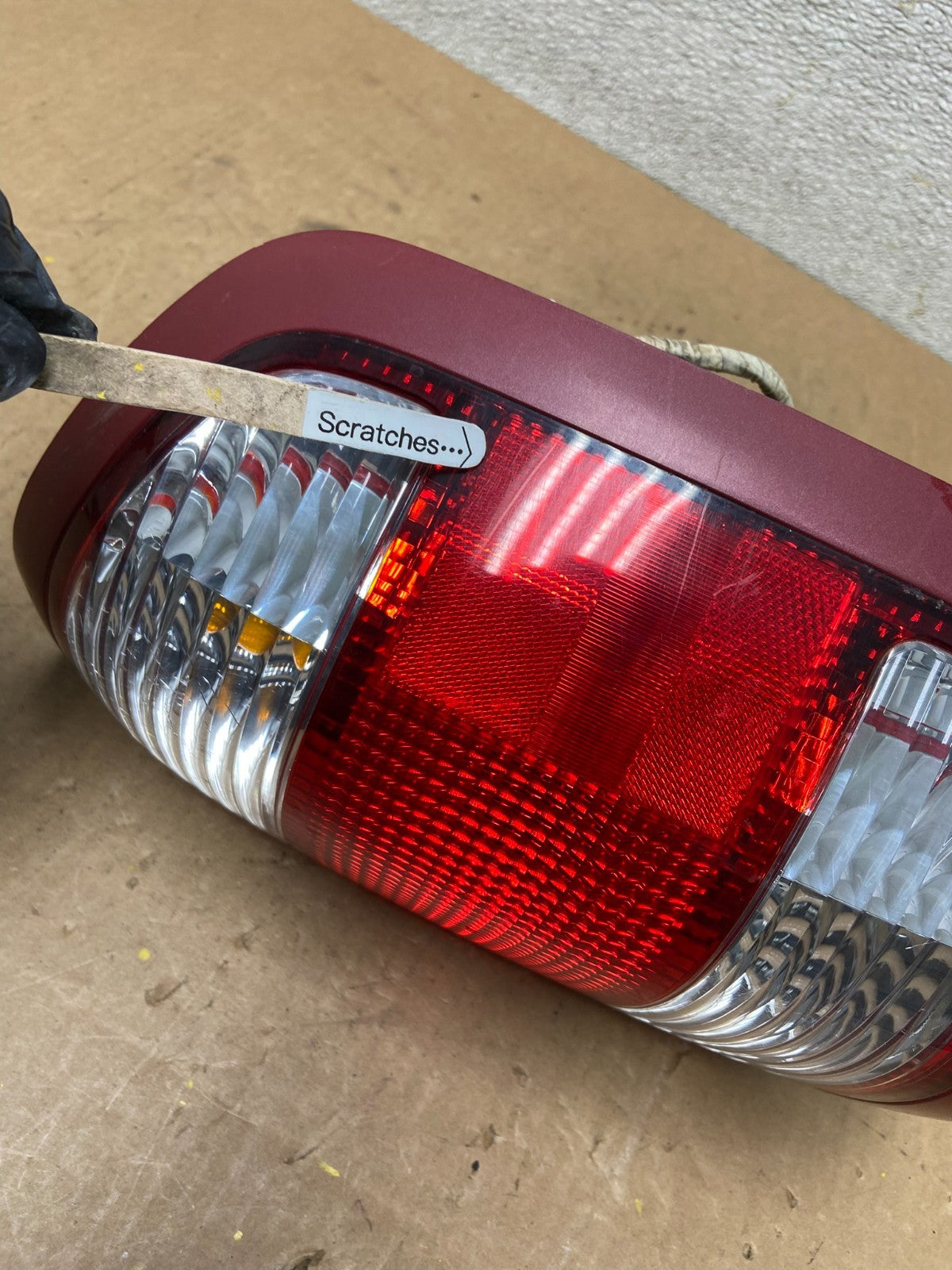 1999 to 2004 Nissan Pathfinder Right Passenger Rh Side Tail light Oem Z6971 DW3