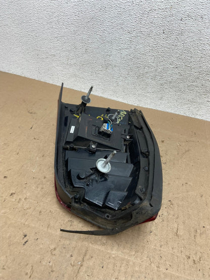 2000 to 2005 Cadillac Deville Right Passenger Rh Side Tail Light DEPO AE6535 LK6