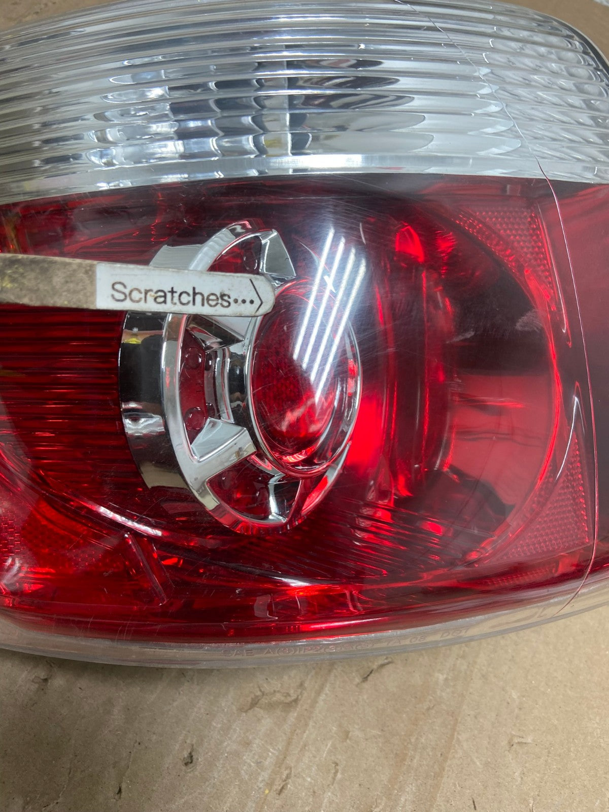 2007 to 2012 GMC Acadia Tail Light Left Driver Lh Side AE9262 LK3