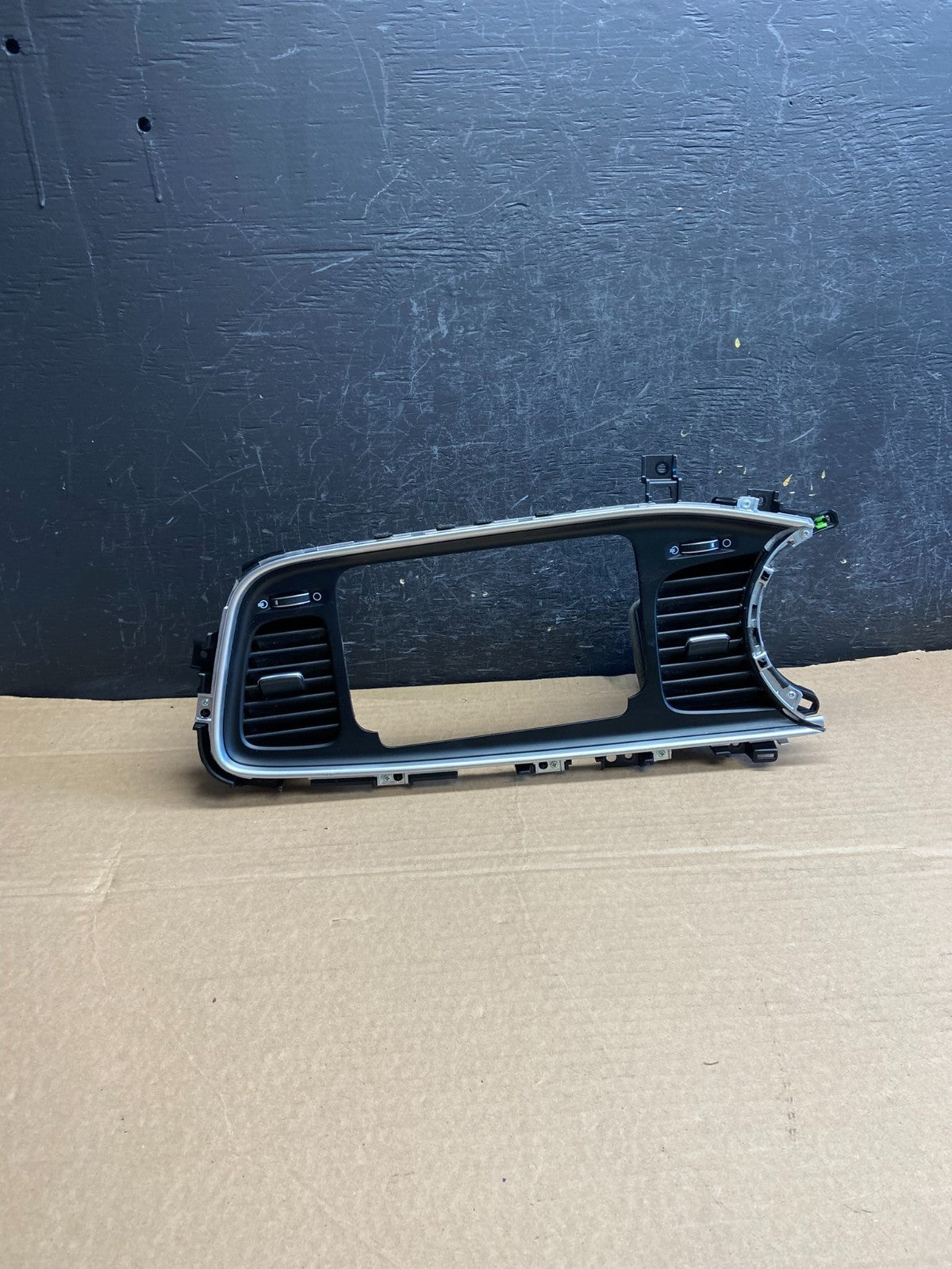 2014 2015 Kia Optima Front Dash Radio Bezel Trim Air Vent af2413 DG0