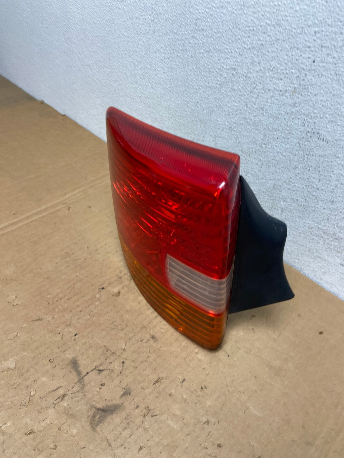 2000 to 2002 Toyota Celica Left Driver LH Side Tail light AD2839 LK1
