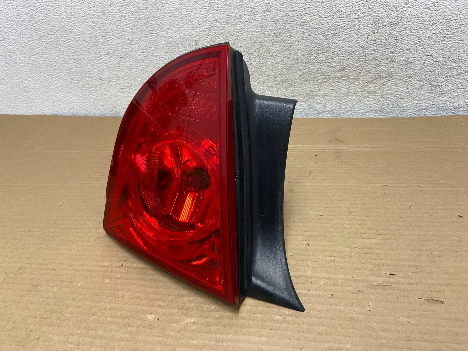 2008 2012 Chevrolet Malibu Left Driver Lh Side Tail Light AG8905 DW2